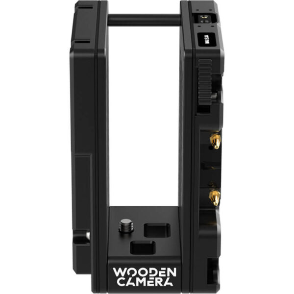 A00138_Teradek-Bolt-LT-Cradle-V-to-Gold-Adaptor_Side-01.jpg