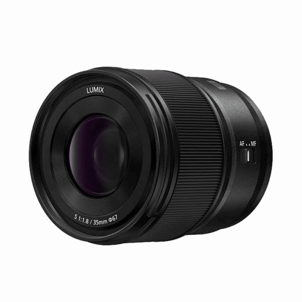 Panasonic-LUMIX-S-35mm-F1.8-–-L-Mount-1.png