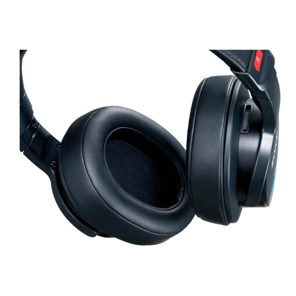 Sony MDR-M1 Closed Monitor Headphones_1