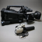 Used Sony PMW 500 Camcorder with Sony HDVF-20A Viewfinder - 3302 Hours_2